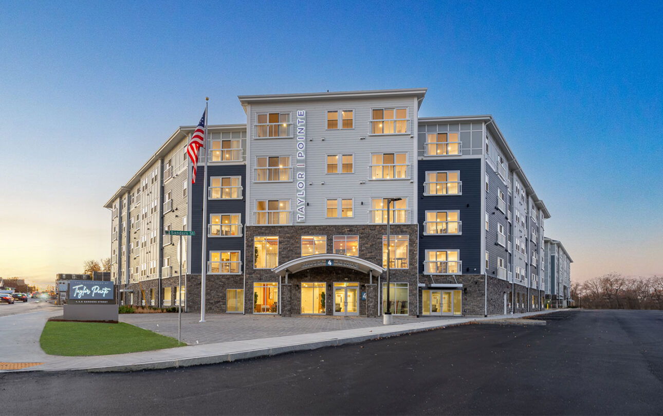 Residences at Taylor Pointe, NH